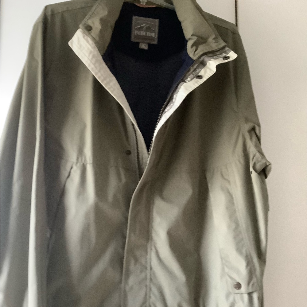 Pacific Trail Olive Green Men's Jacket with Contrasting Liner and Hidden Hood -L